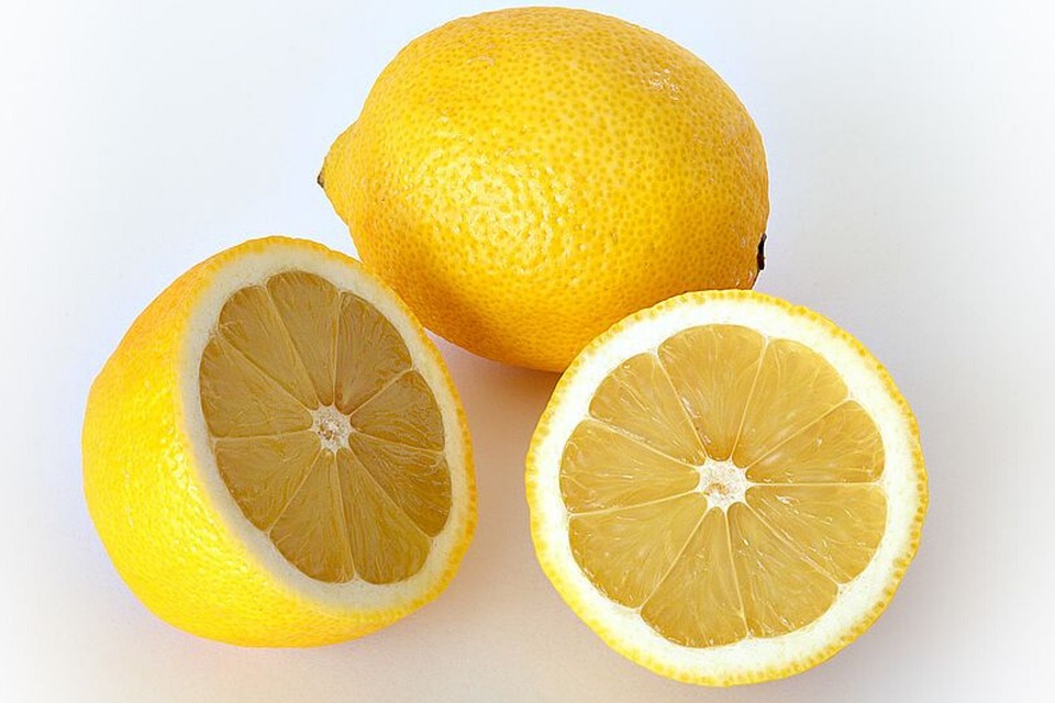 Vitamin B12 lack of lack of handwards may be tingling and numb, the vegetarian people will get these vitamins