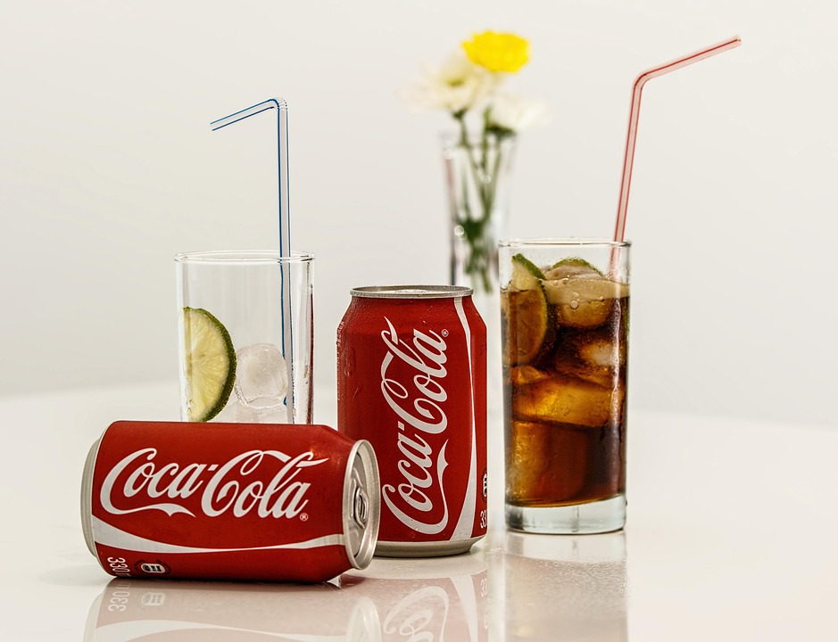Drinks the water from AC in several homes in the rainy season, it will be the problem with the easy tricking ….