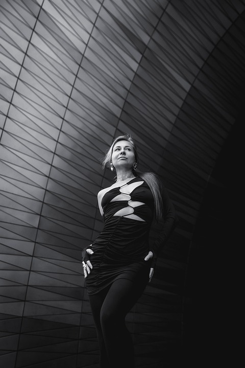 Stylish bangles for weddings and parties, priced between 200 to 350 rupees